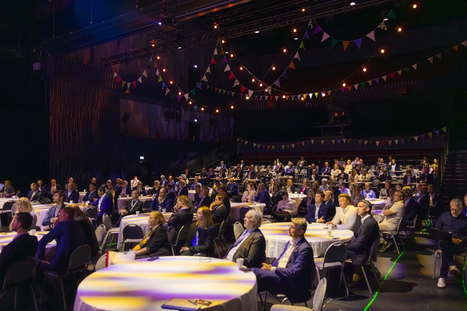 Delegater i networking under North Sea Wind 2025 i Kristiansand